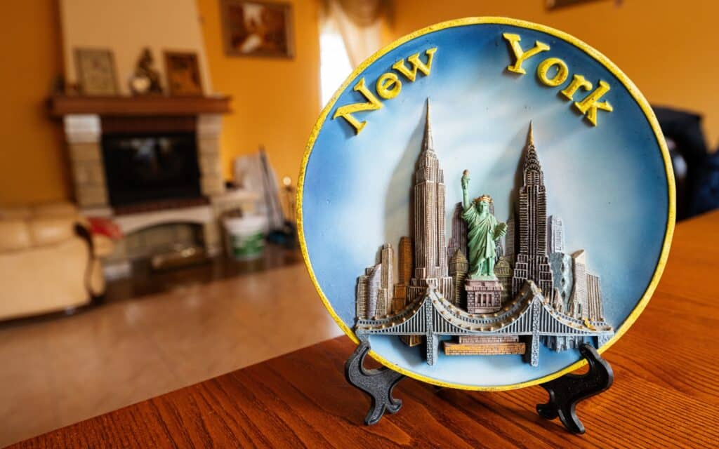 Best Souvenirs To Buy in NYC featured image